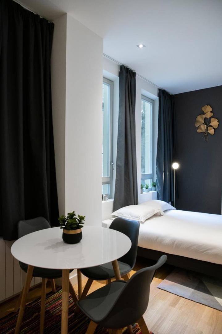 Le St Germain - Petillant Studio Decore Avec Gout En Centre-Ville Лион Экстерьер фото